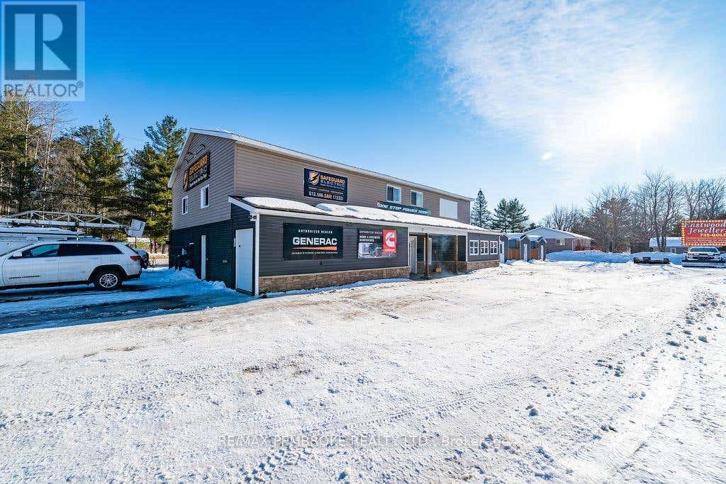 A - 2551 PETAWAWA BOULEVARD