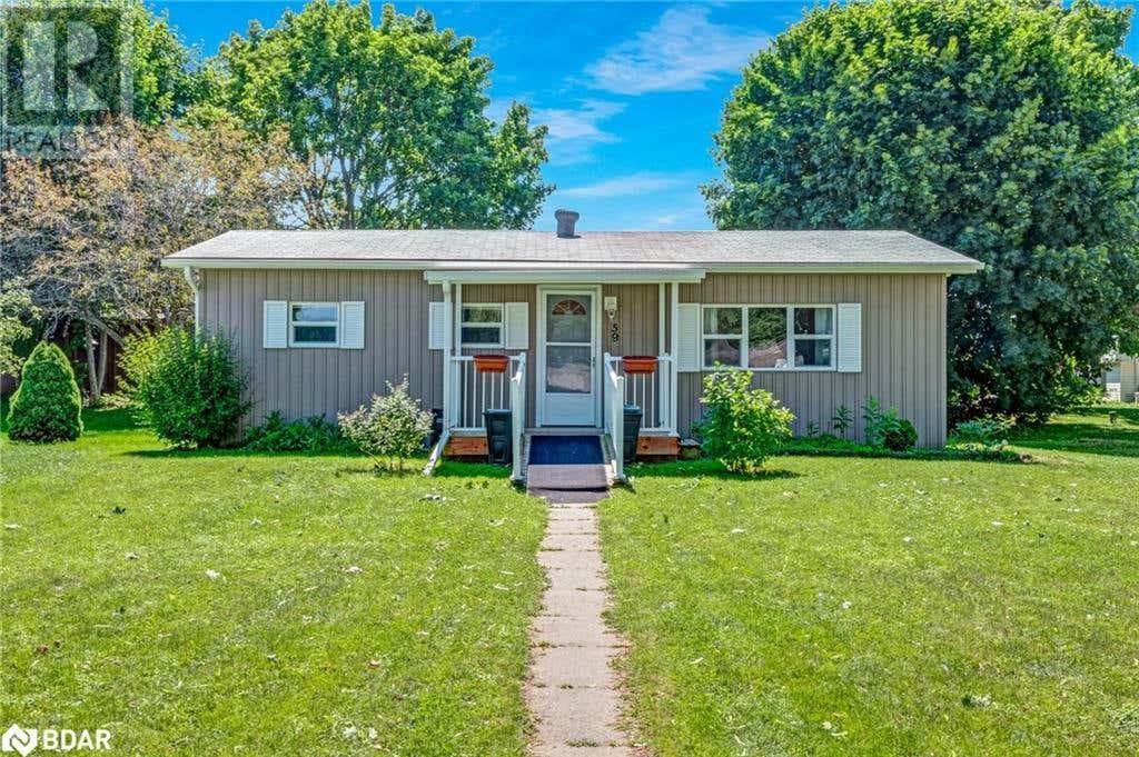 59 HAWTHORNE Drive, Innisfil, ON L9S1P1 House For Sale RE/MAX 40665603