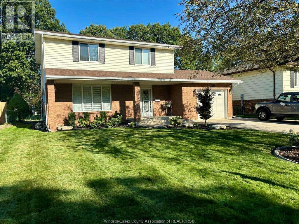 584 GAUTHIER, Tecumseh, ON N8N3R2 House For Sale RE/MAX 24021817