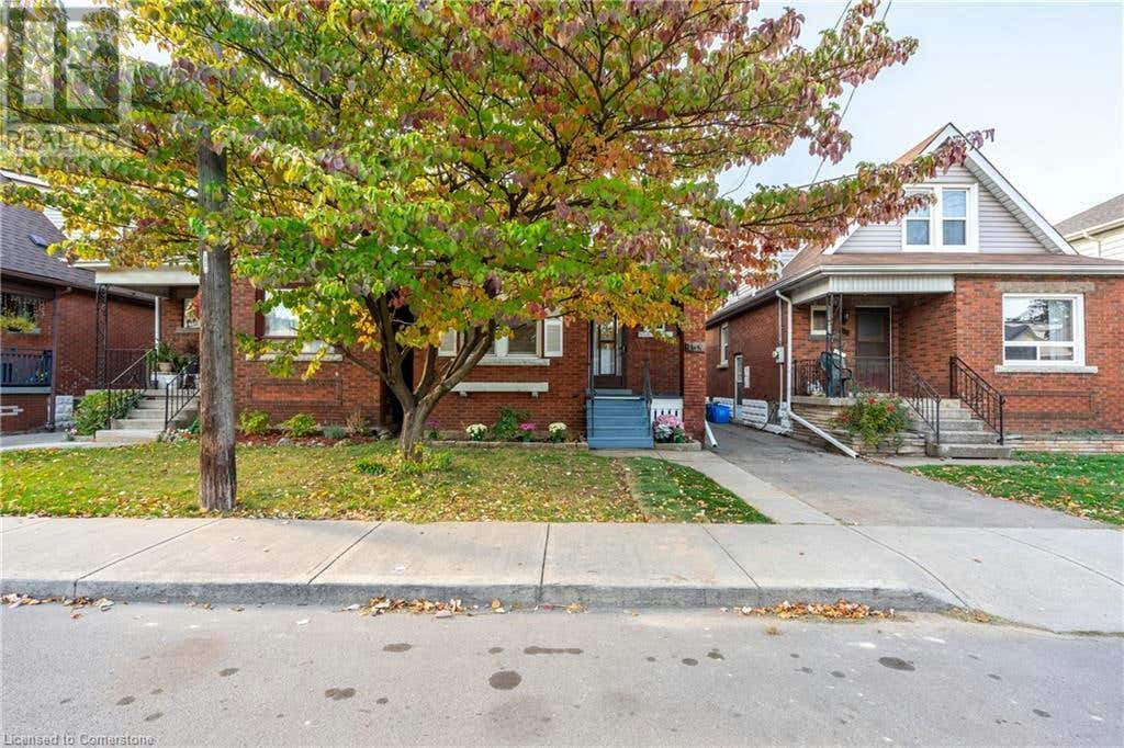 159 COPE Street, Hamilton, ON L8H5B3 House For Sale RE/MAX 40669073