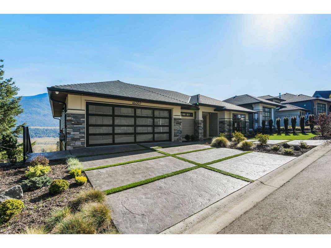 46007 WEEDEN DRIVE, PROMONTORY