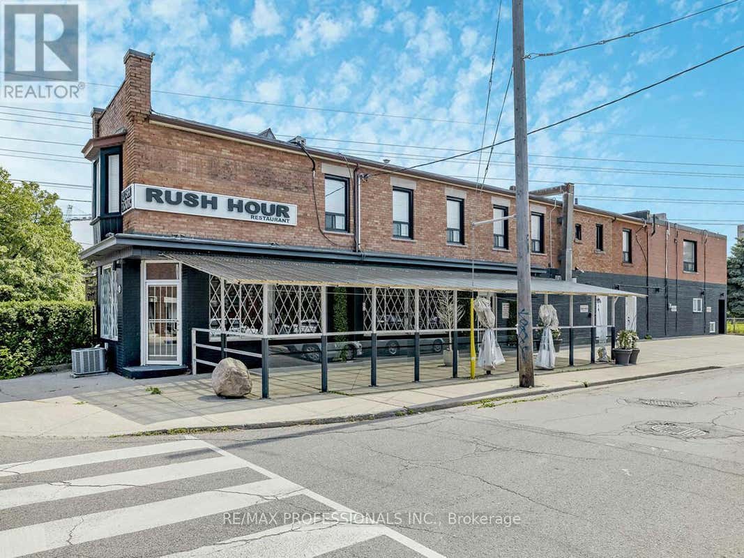 1B 1438A DUFFERIN STREET, Toronto (DovercourtWallace Emerson