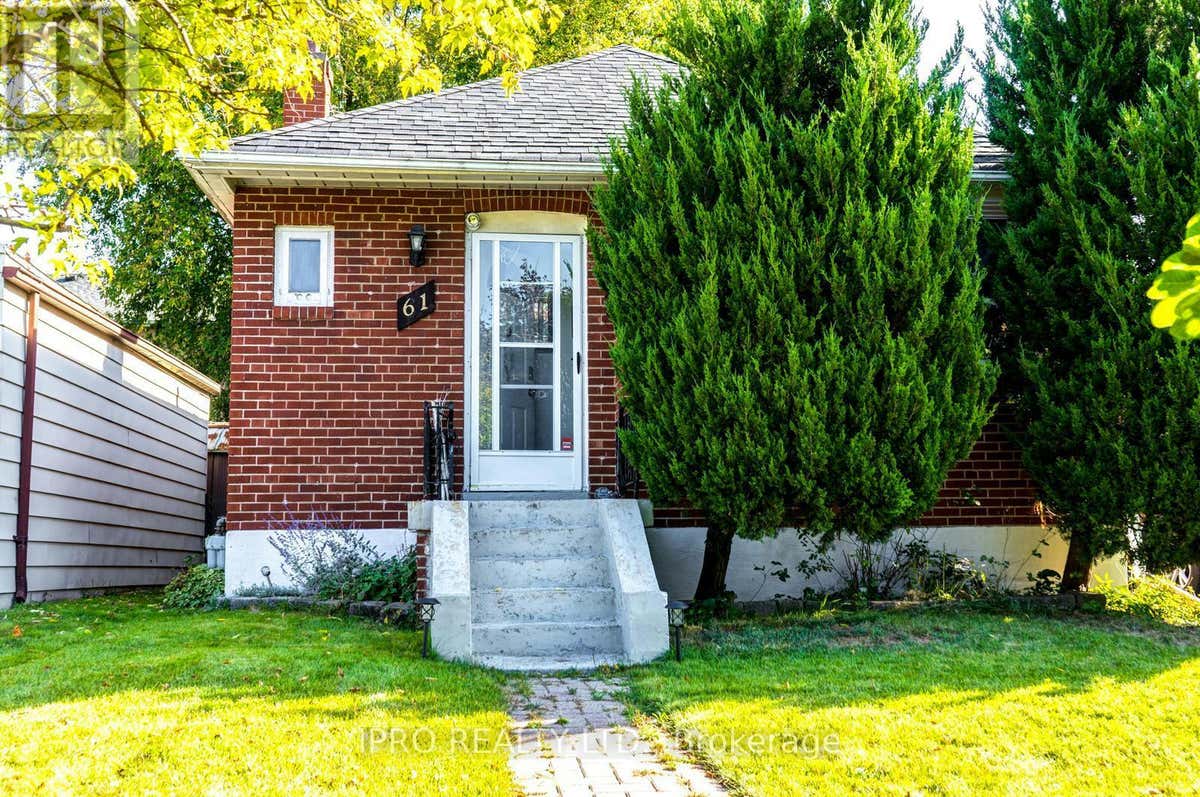 BSMT 61 SQUIRES AVENUE, Toronto (O'ConnorParkview), ON M4B2R6 Home