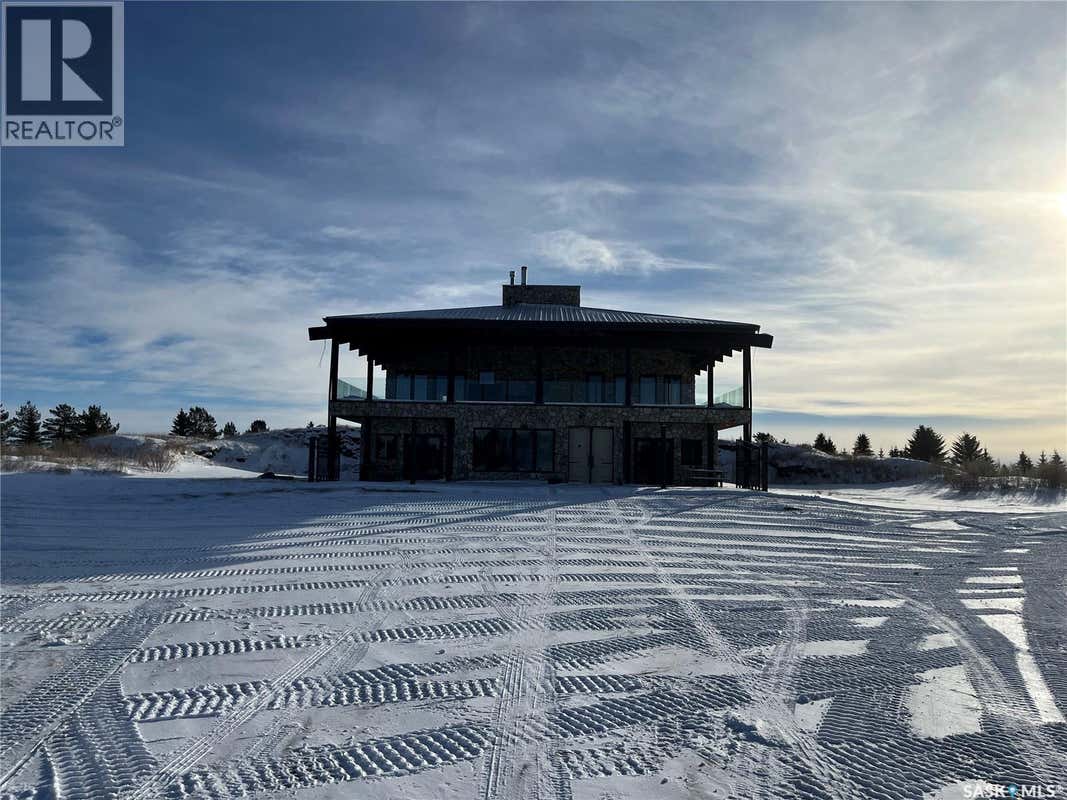 RM OF LUMSDEN ACREAGE REGINA BEACH AREA