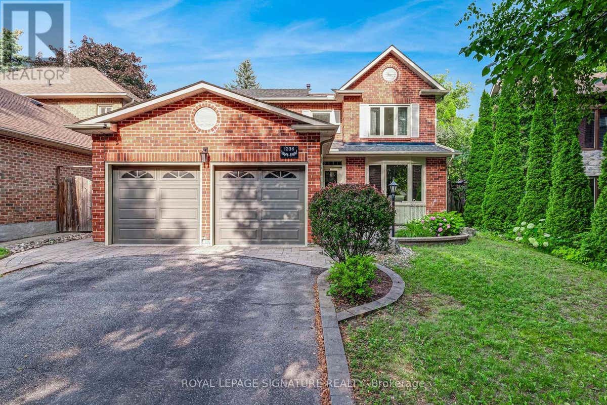 1236 FIELDSTONE CIRCLE