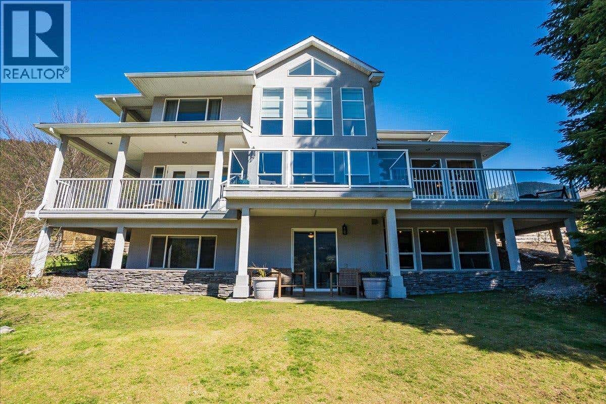 5839 SUNSET DRIVE