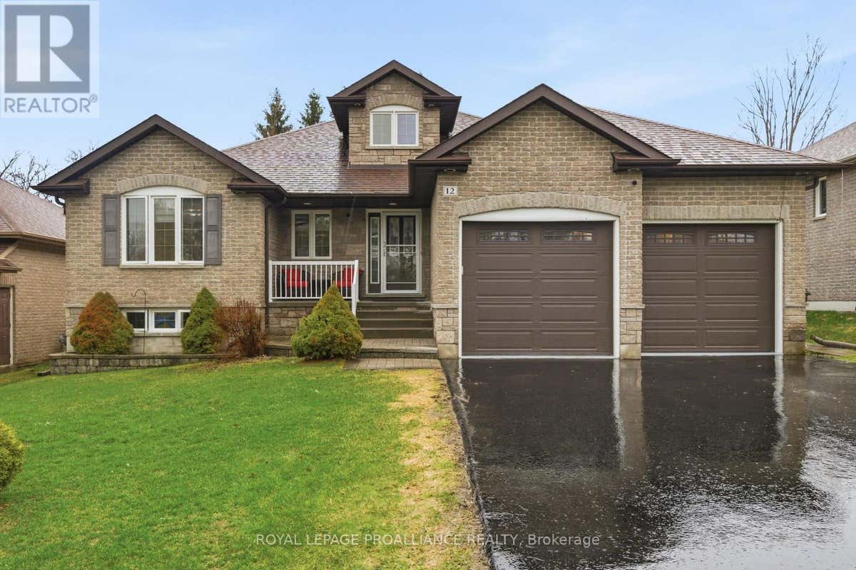 12 PINE MARSH LANE