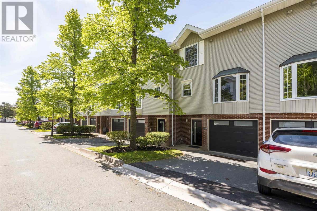 38 3356 ASHTON LANE