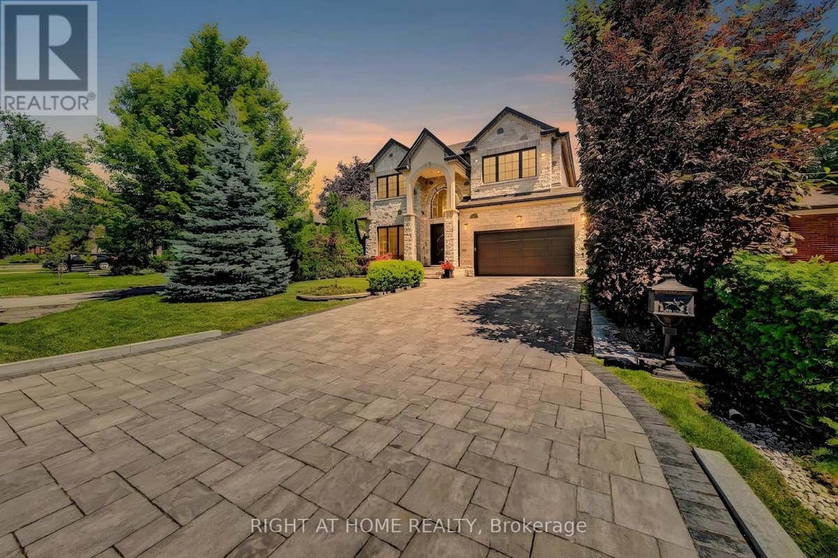 484 AVONWOOD DRIVE