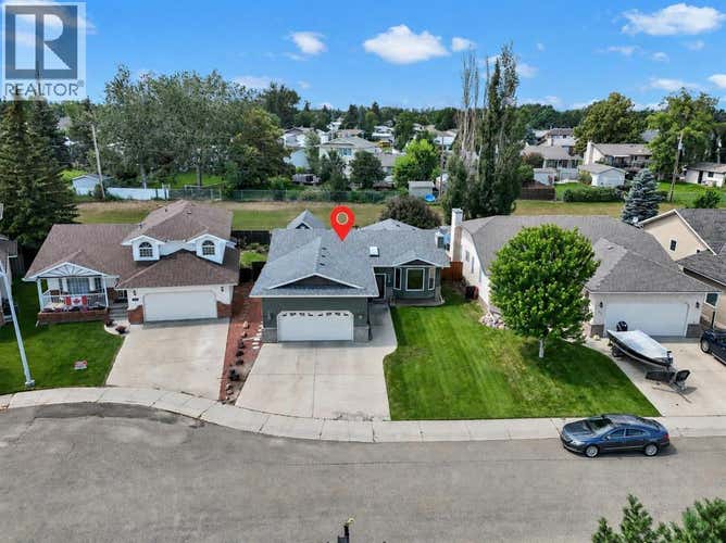 39 Parkland Close E