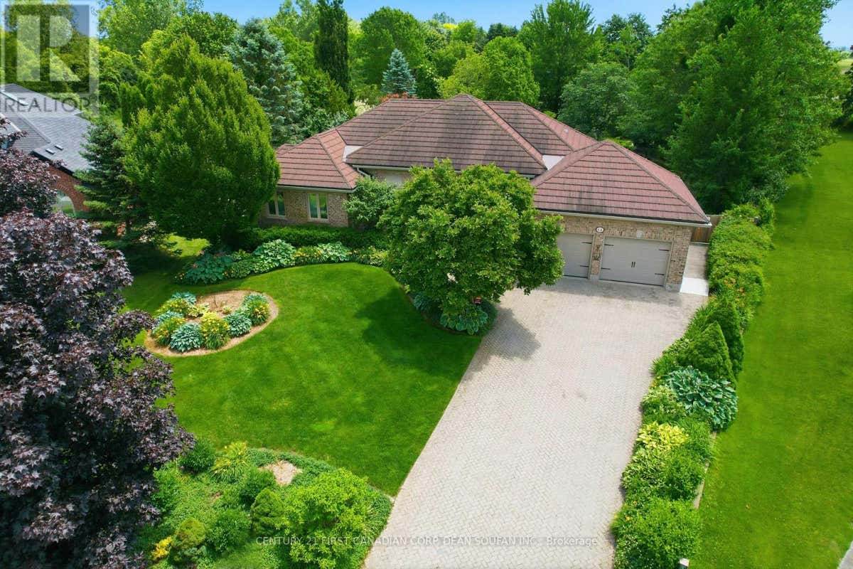 64 WYNFIELD LANE