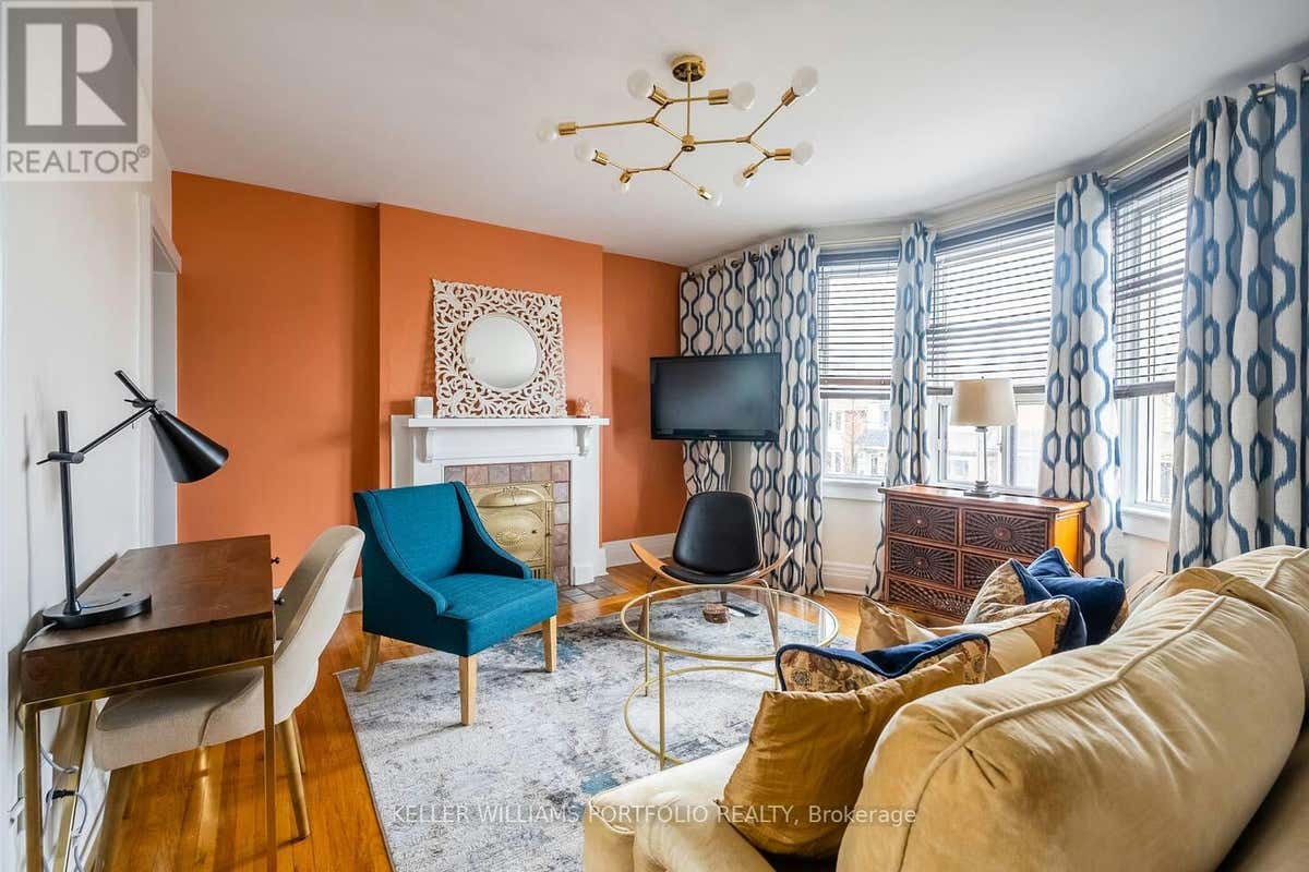 35 ST CLAIR GARDENS, Toronto (Corso ItaliaDavenport), ON M6E3V6 Home