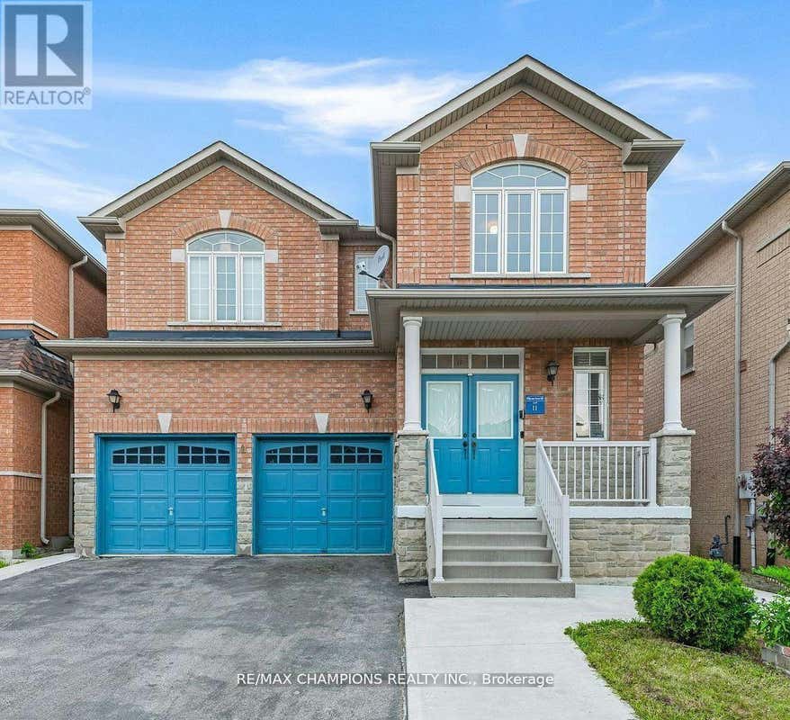 11 CAPE DORSET CRESCENT, Brampton (SandringhamWellington), ON L6R3L1