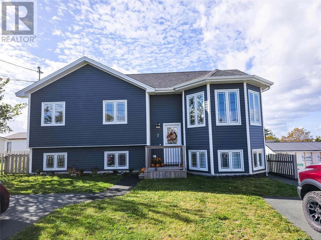 7 Oake's Lane, CBS, NL House For Sale RE/MAX 1278704