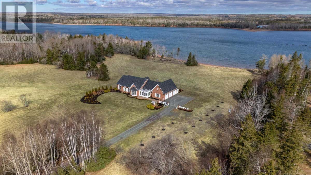 1881 GLADSTONE ROAD, RTE 348