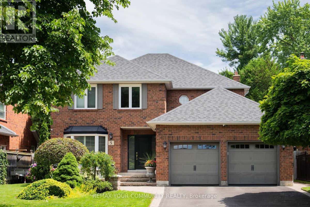 Hampton C08 Real Estate - Houses for Sale in Hampton C08 | REMAX