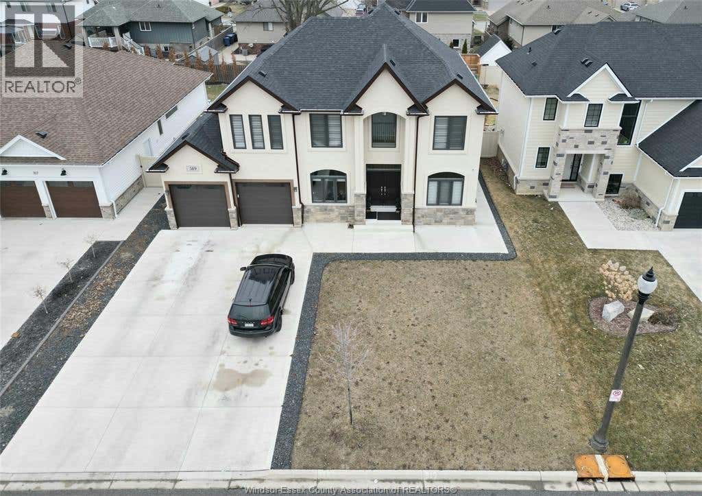 319 CHRISTINE AVENUE