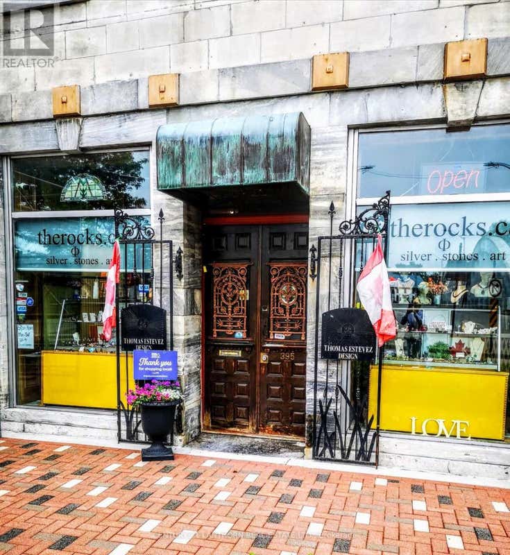 395 FRONT STREET