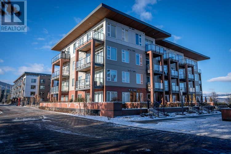 885 University Drive Unit# 209