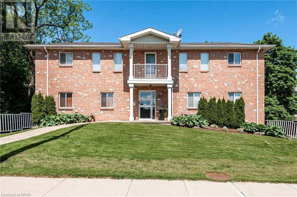 84 CHURCH St Unit 4  