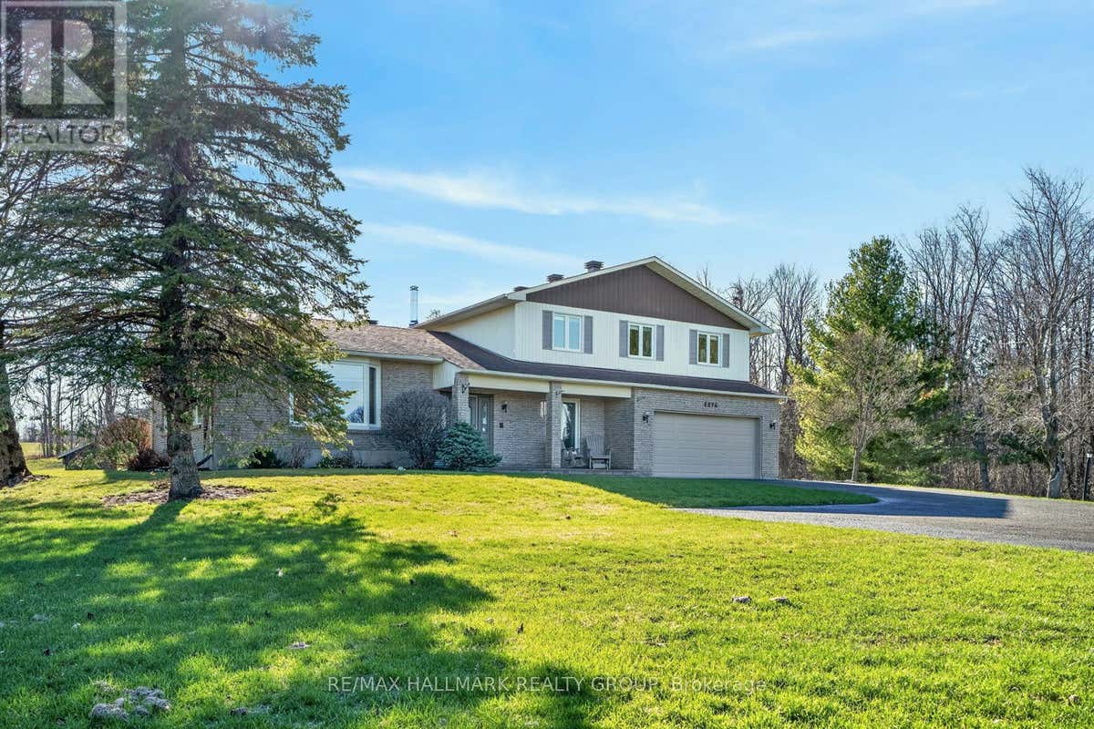 1376 MACDONALD ROAD