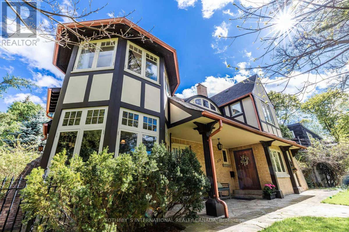 279 BLYTHWOOD ROAD, Toronto (Mount Pleasant West), ON M4N1A7 House For