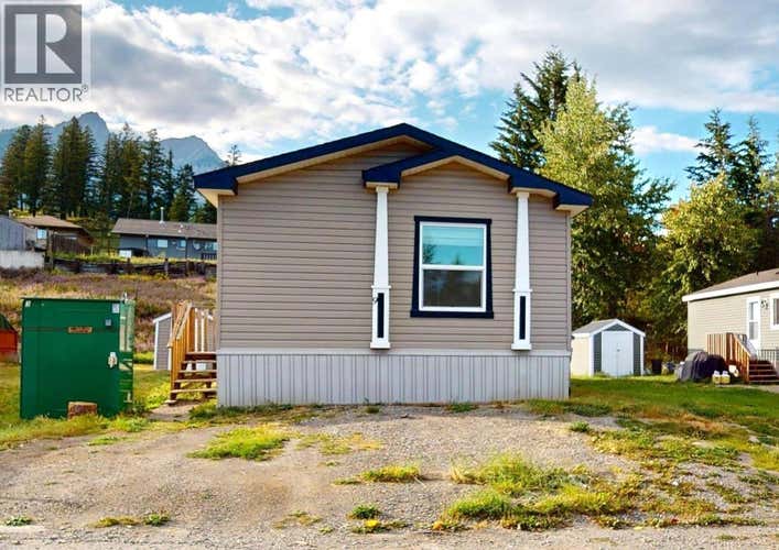 9 WILDERNESS HEIGHTS Drive