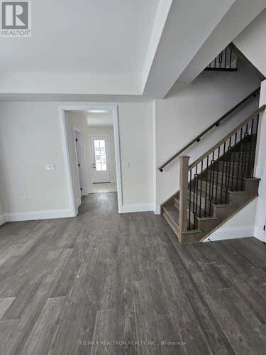 805 STEINBURG COURT
