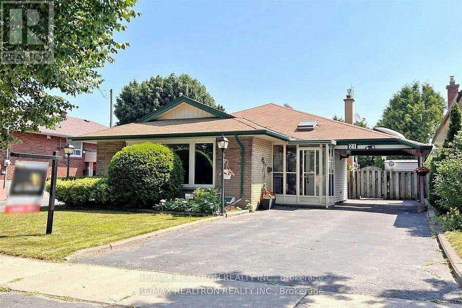 21 ABBEVILLE ROAD, Toronto (Woburn), ON M1H1Y4 Home For Rent RE/MAX