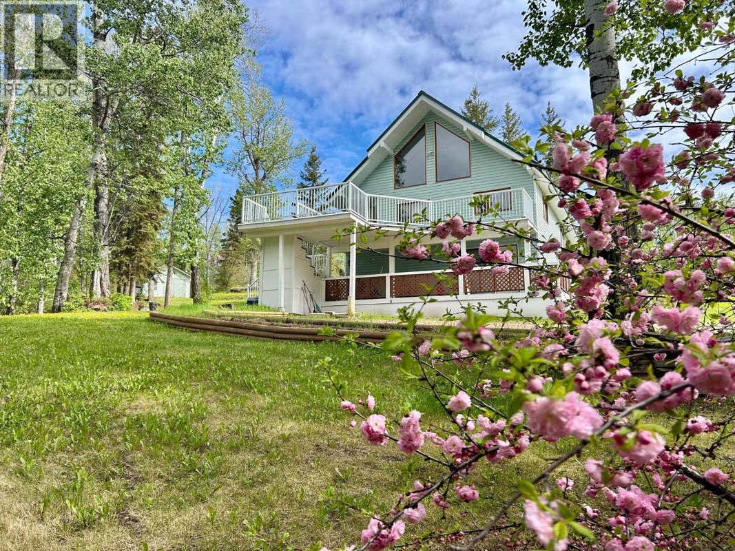 7524 VALLEYVIEW DRIVE