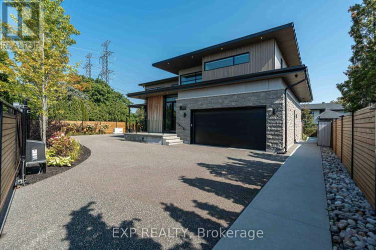 1979 PRINCE OF WALES DRIVE