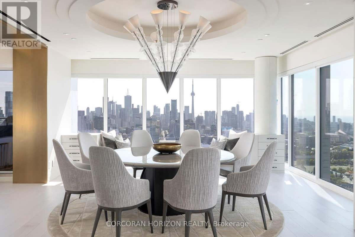 3802 - 200 CUMBERLAND STREET