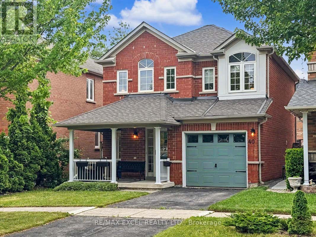 40 OUTLOOK TERRACE DRIVE