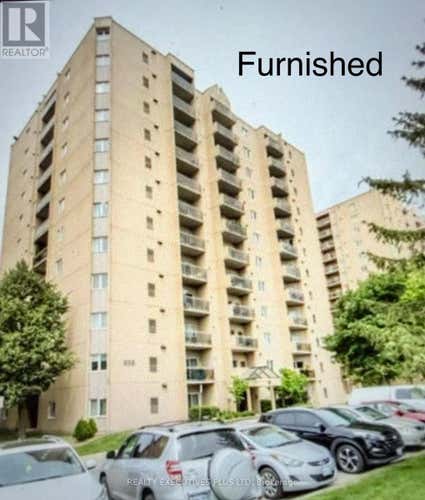 806 - 858 COMMISSIONERS ROAD E