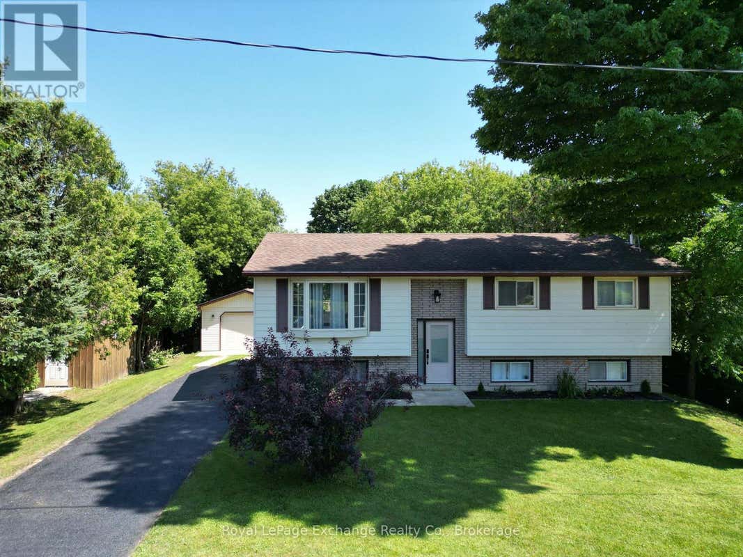 453 ELGIN STREET