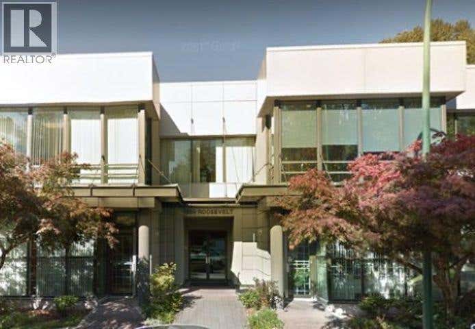 235 1000 ROOSEVELT CRESCENT