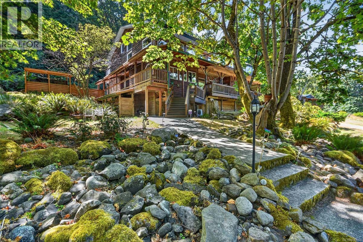 1597 STARBUCK LANE