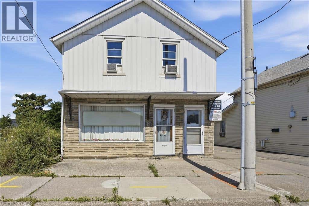 61 NIAGARA STREET
