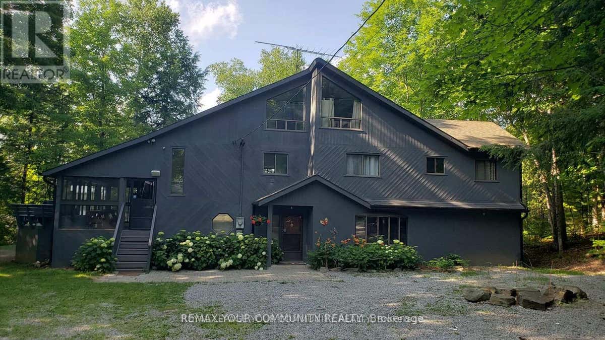 2085 CRYSTAL LAKE ROAD