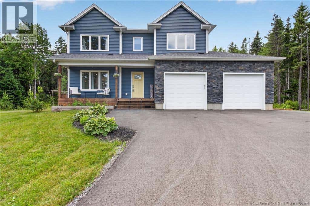 11 AMBER RIDGE