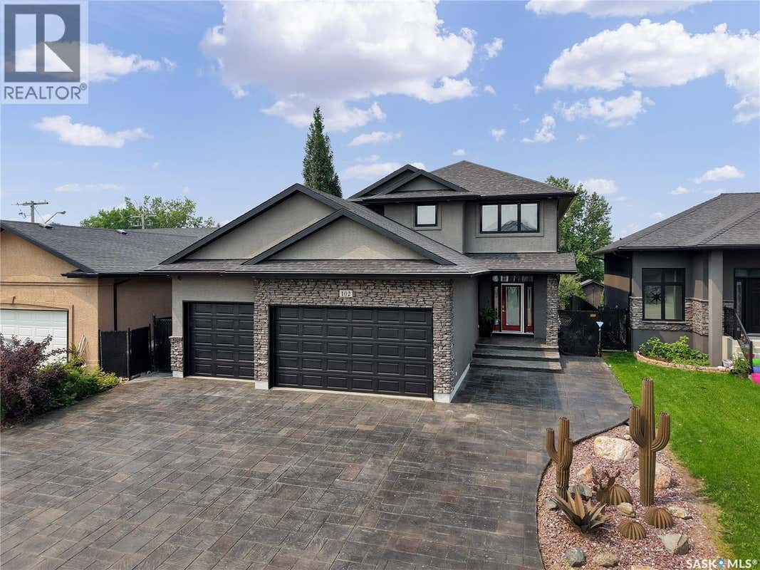 102 KINSMEN CRESCENT