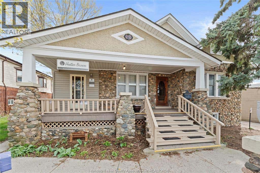 582 NOTRE DAME - MAIN