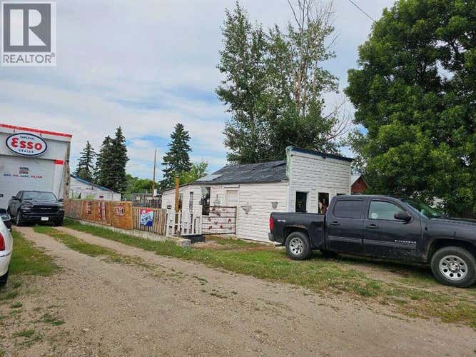 30 McKenzie Avenue