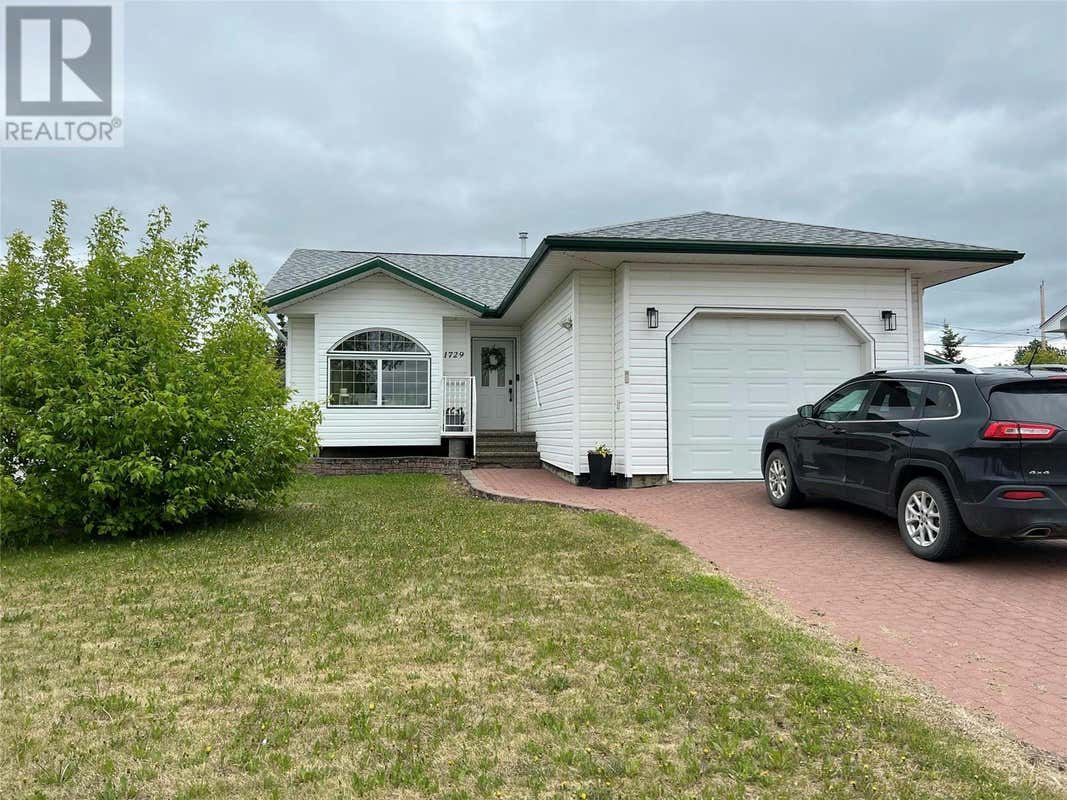 1729 109 Ave  