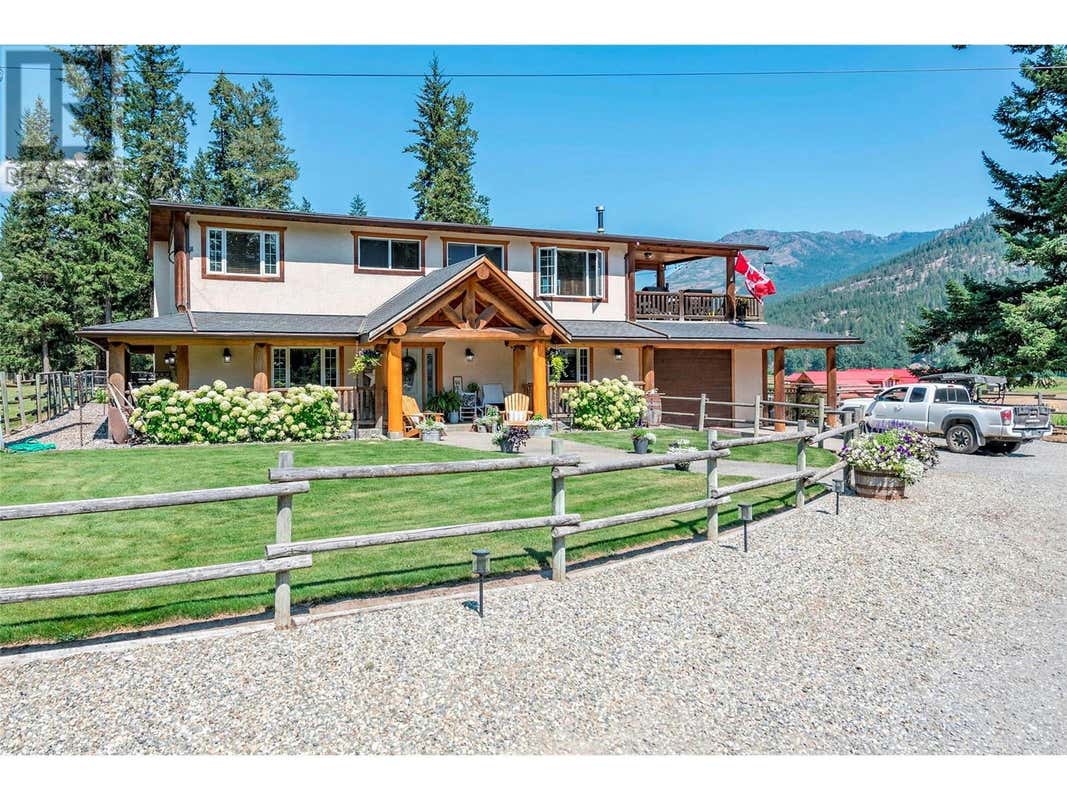 1161 Salmon River Road, Salmon Arm, BC V1E3G3 À vendre | RE/MAX | 10321970