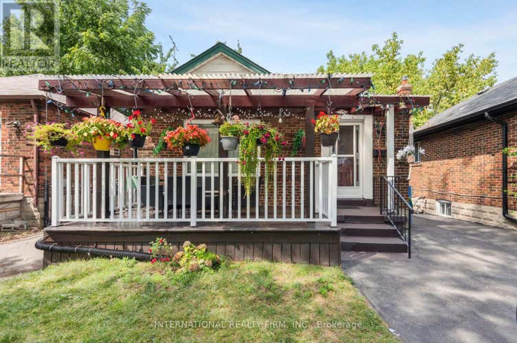 1982 LAWRENCE AVENUE W