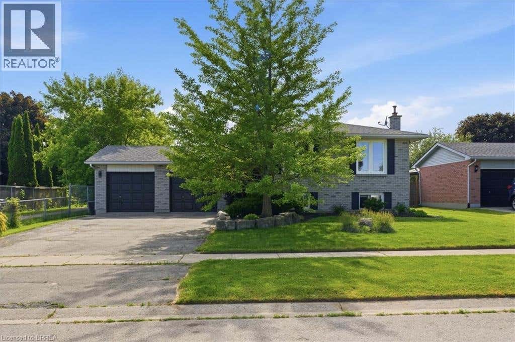 33 EDWARD AVENUE
