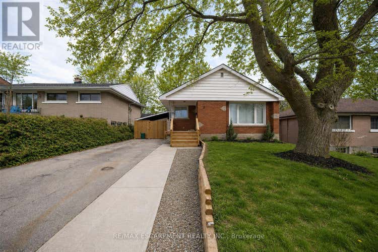 LOWER - 76 GLENVIEW AVENUE