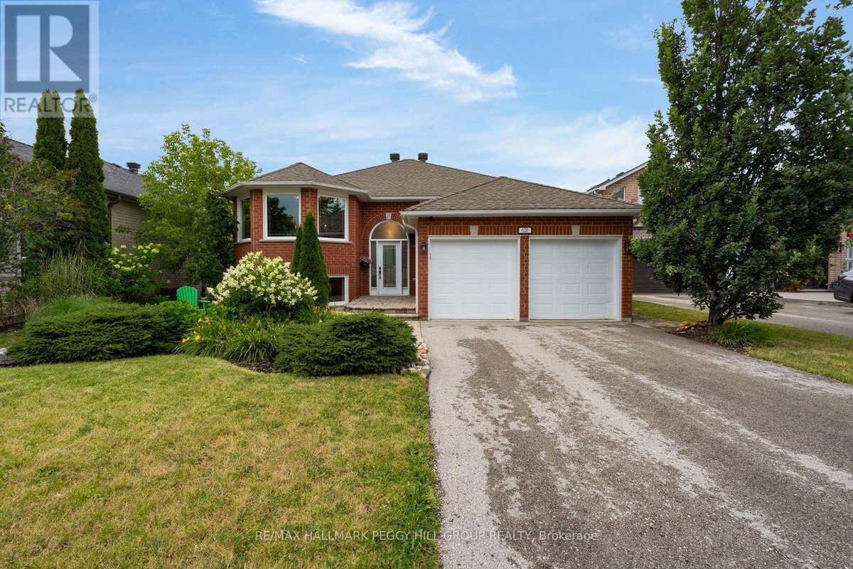 608 GLEN CEDAR CRESCENT