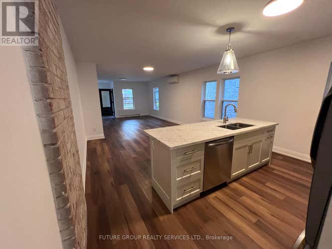 2 - 4876 SIMCOE STREET